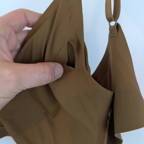 Seamless Brown EBY Bra EUC - Picture 5 of 5